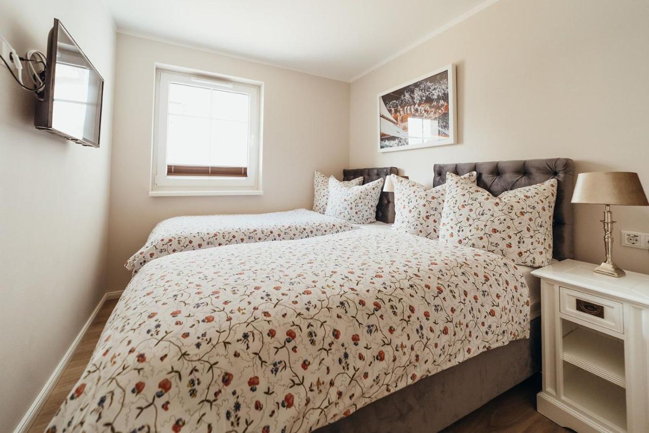 Villa Ocean View Хафкруг Екстериор снимка