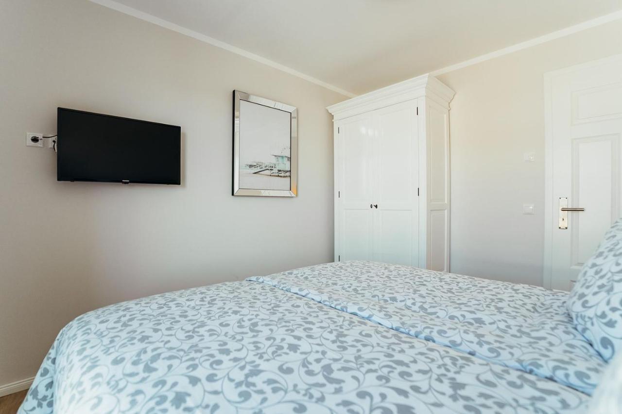 Villa Ocean View Хафкруг Екстериор снимка
