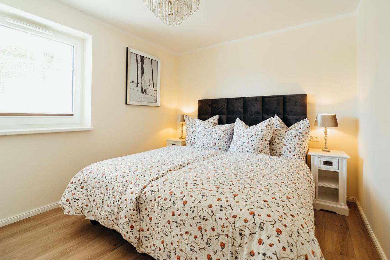 Villa Ocean View Хафкруг Екстериор снимка